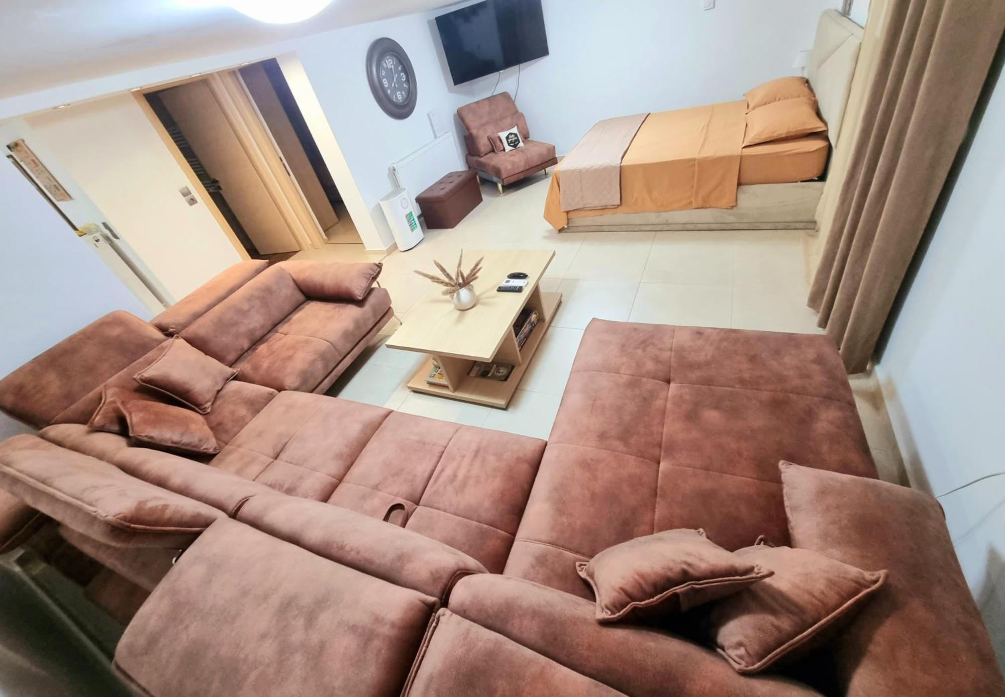 Cozy Apartment Near Sea And Airport アルテミダ エクステリア 写真